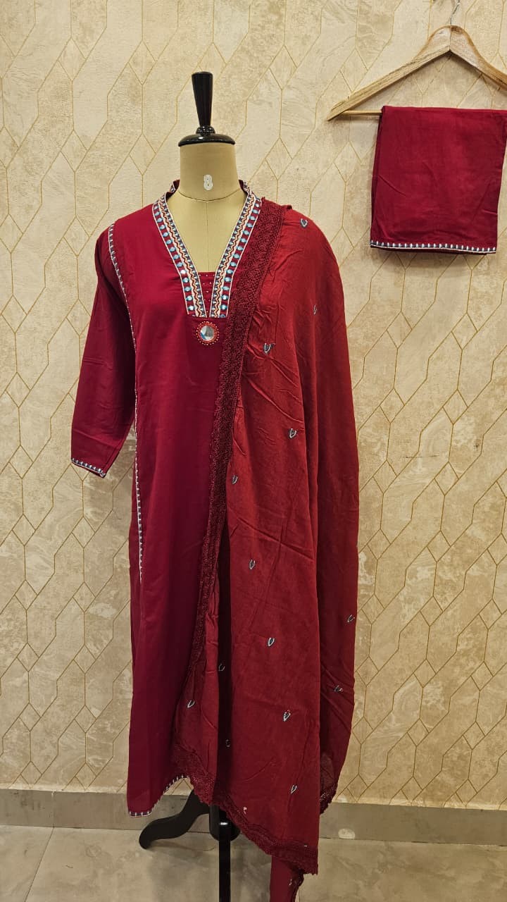 Crimson Elegance Cotton  Set with Shawl